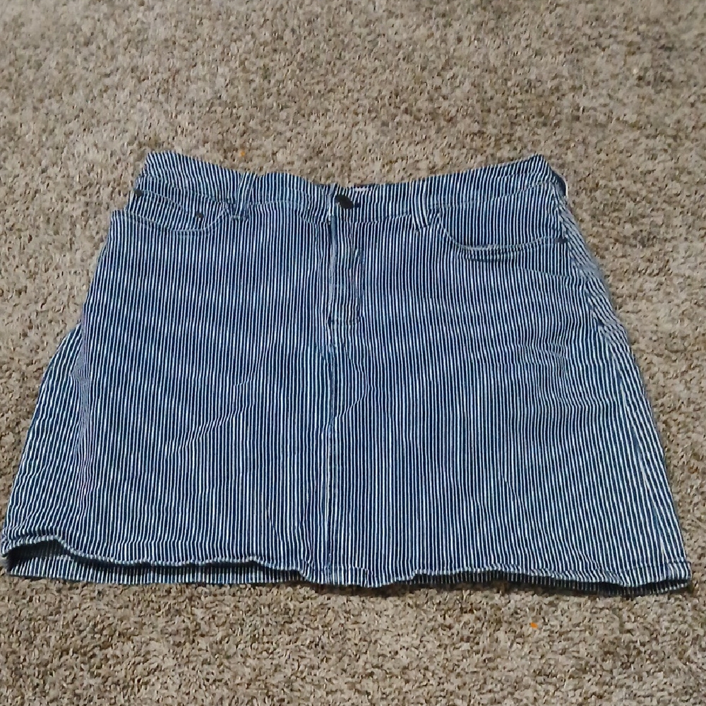 Built-in Shorts To The Skirt Striped Denim Skirt